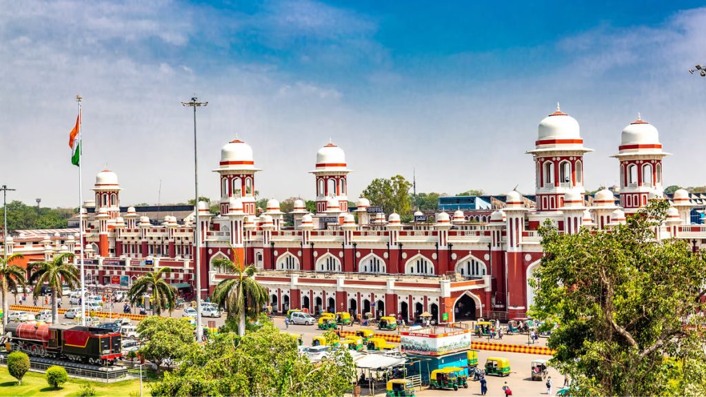 Charbagh Railway Station